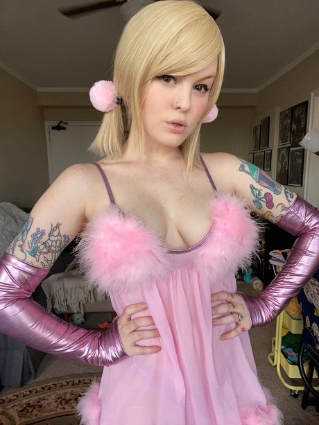 ティーングラスオンリーファン エロチック 画像