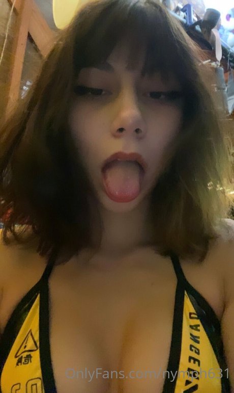 姉妹のOnlyFans 裸 ギャラリー