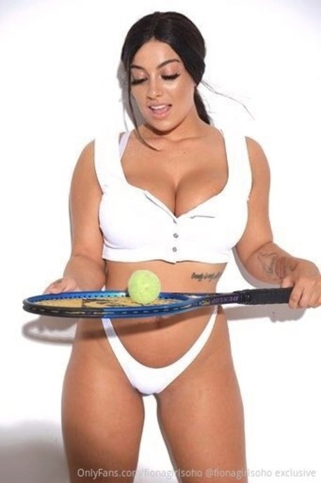 Fiona Siciliano ヌードモデル 画像