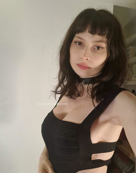 Helene Enmarchenoire セクシーモデル アーカイブ