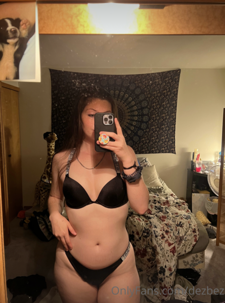 Dezbez 無料スター 写真