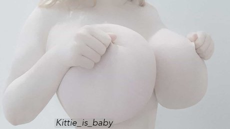 Kittie is baby ポルノスター HD ギャラリー