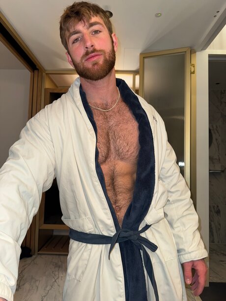 本物の熟女OnlyFans セクシーヌード 写真