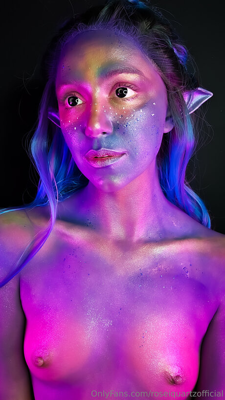 Roseiquartzofficial 独占ポルノスター 写真