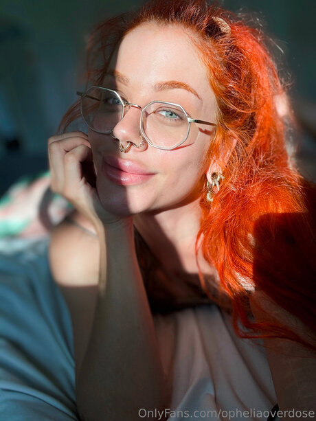 Opheliaoverdose セクシーなポルノスター アーカイブ