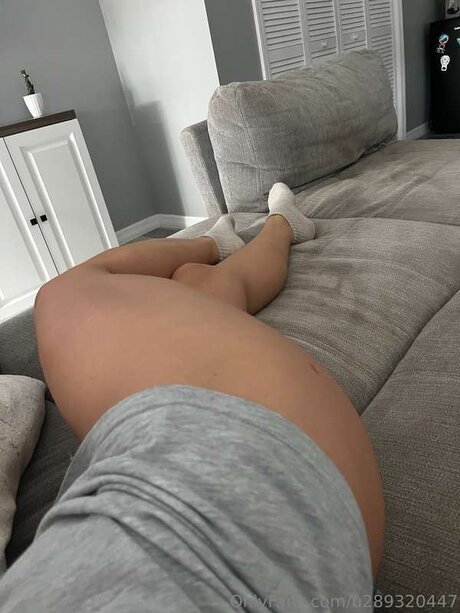 U289320447 ポルノスター 高品質 写真