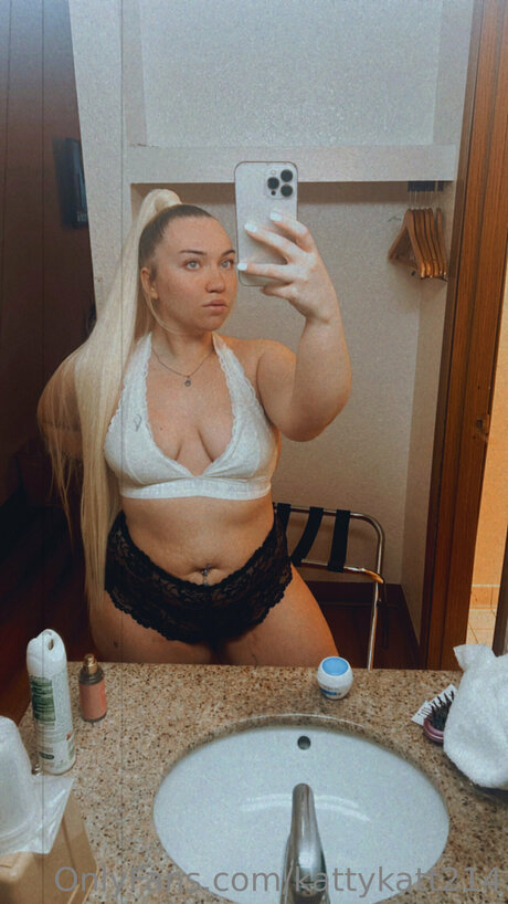 Mrskattycakes 美しいモデル 写真