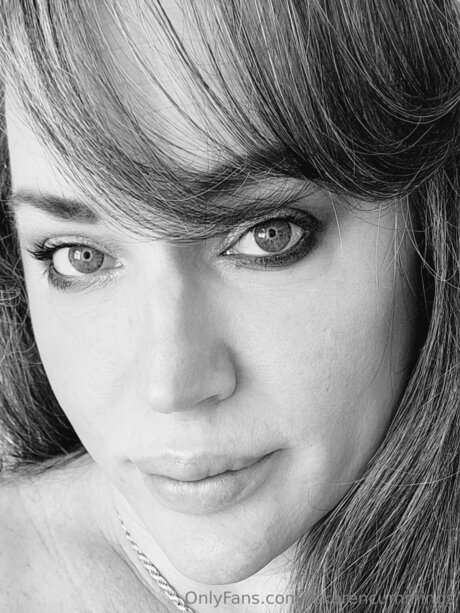 Tskarencummings 無料女優 写真