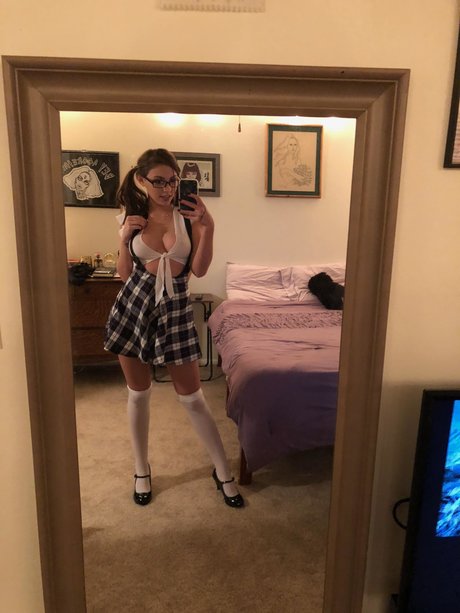 Molly Maeve ポルノスター 裸 写真