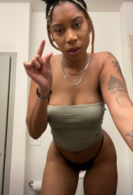 Aritheamazon Ari T 女優 ギャラリー