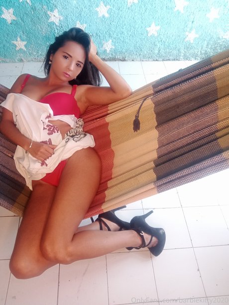 ティーンヌードOnlyFans アダルト 写真