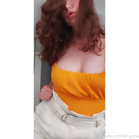 ニューハーフ 熟女 OnlyFans アート裸 ギャラリー