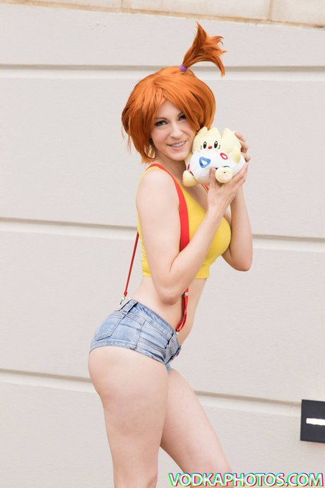 Rebecca Kinny xxxポルノスター 写真