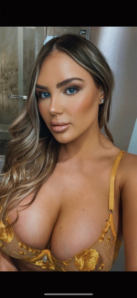 ディスコード トランス OnlyFans セクシー 写真