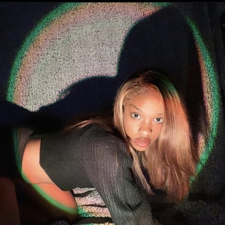 ティーンプッシーOnlyFans ホットxxx 画像