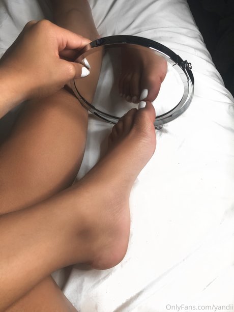 Yandii_ ポルノモデル 画像