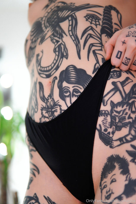 Tattooed Russian 高品質スター 写真