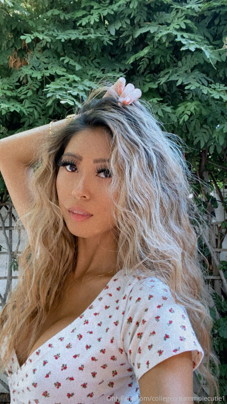 ハードファックOnlyFans 美しいヌード 写真