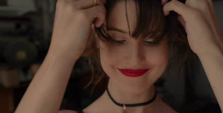 成熟した異人種間OnlyFans ホット裸 画像