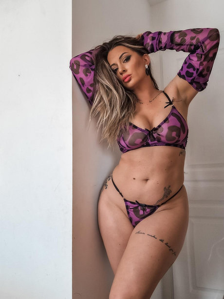 Giulia piana 無料モデル 画像