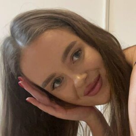 毛深い妊婦OnlyFans 美しいヌード 画像