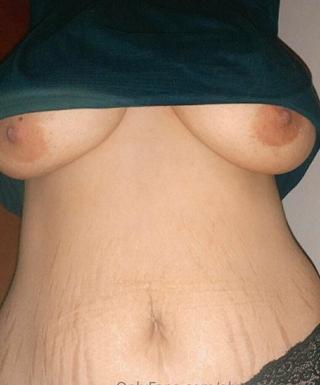 Alva Alvares エロティックモデル 画像