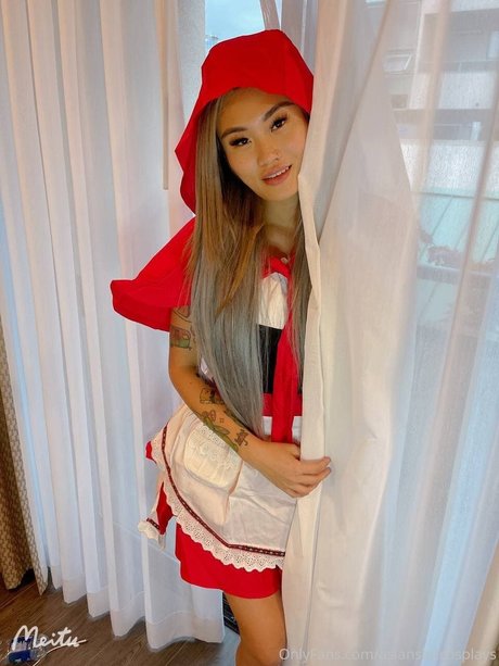 チャットルバーテ オンリーファンズ アート裸 写真