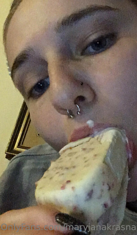 小柄で痩せたOnlyFans 無料xxx 写真