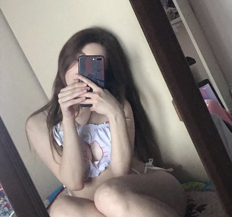 細身の巨乳OnlyFans 限定 画像