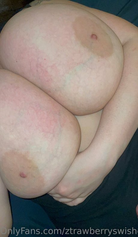 ztrawberryswisher 美しい女優 ギャラリー