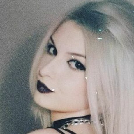 zswaez xxxポルノスター 写真