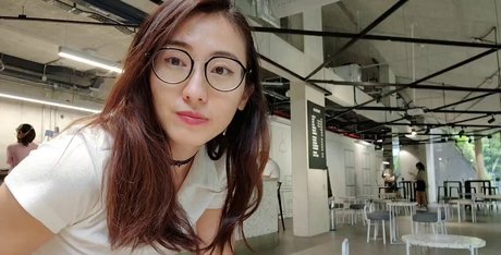 Zumi 最高のポルノスター 写真