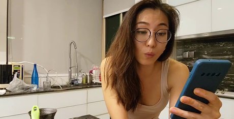 Zumi ポルノスター セックス 写真