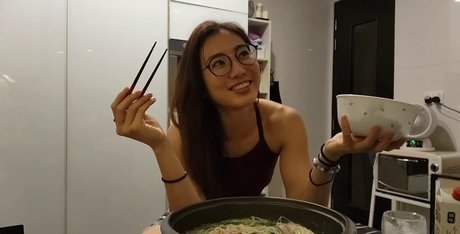 Zumi 高品質女優 ギャラリー