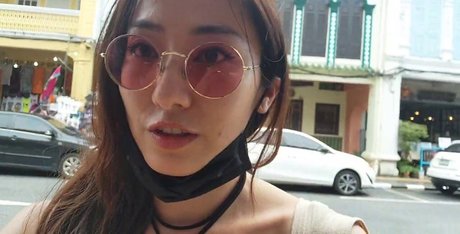 Zumi ポルノモデル 写真