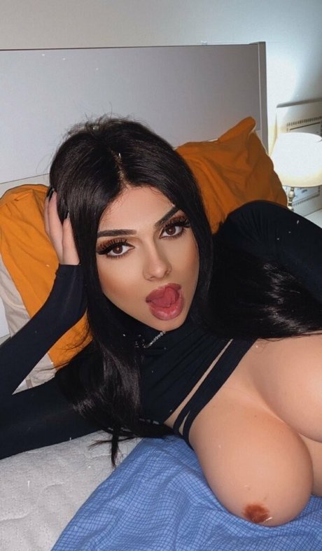 Lara Diabla 美しいポルノスター 写真