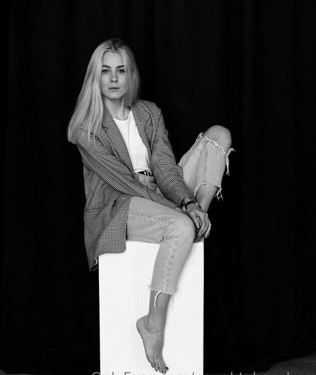 Naughtybanshee エロティックなポルノスター 画像