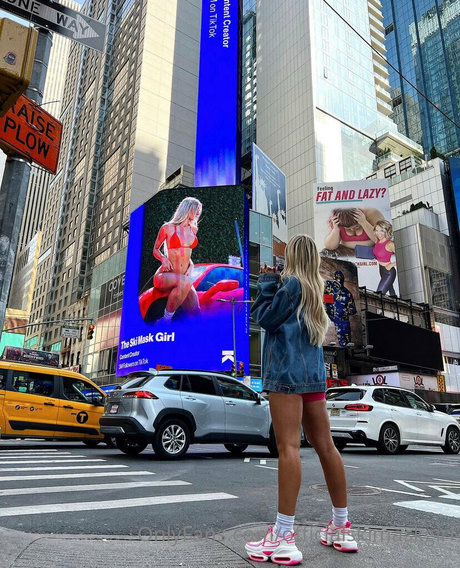 黒髪の熟女OnlyFans xxx 画像