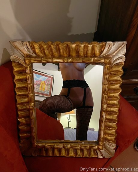 金髪ストリップOnlyFans トップ 写真