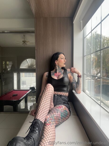 Zombae Undead 独占女優 アーカイブ