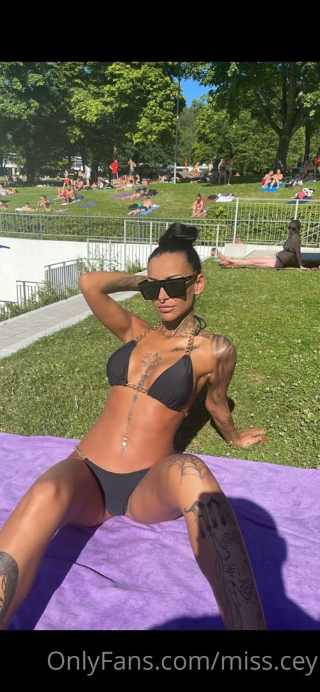 Misspierciink 素敵なスター 写真