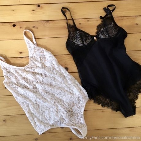 Sensualvibesss エロティックモデル 写真