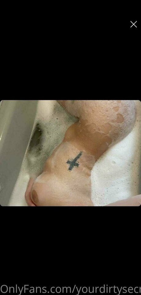 曲線美の裸OnlyFans アートポルノ 画像