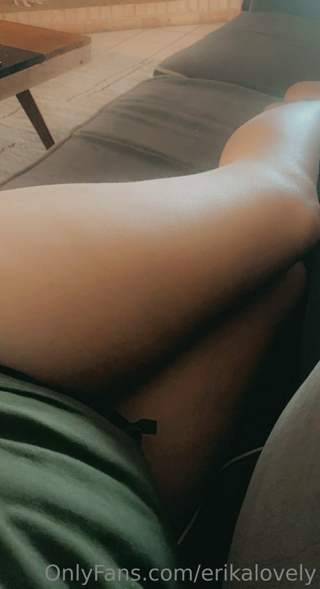 Erikalovely 女優 画像