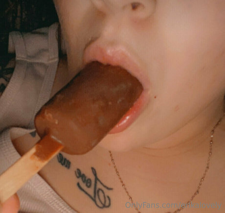 Erikalovely かわいいスター 画像