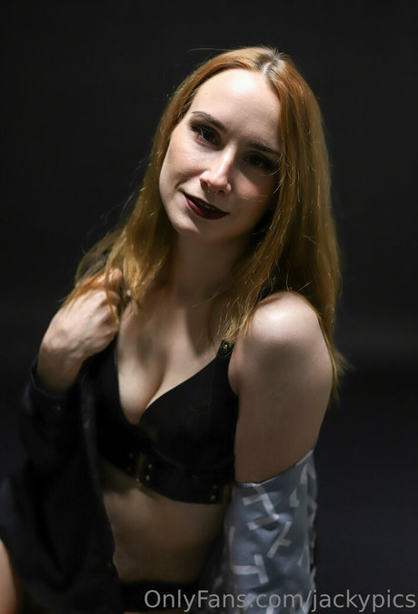 ブロンドヨガOnlyFans セックス ギャラリー