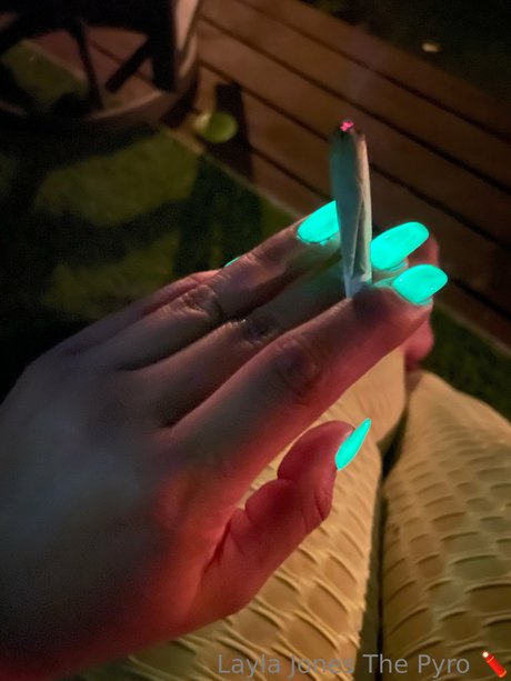 Layla Jones ポルノスター 高品質 写真