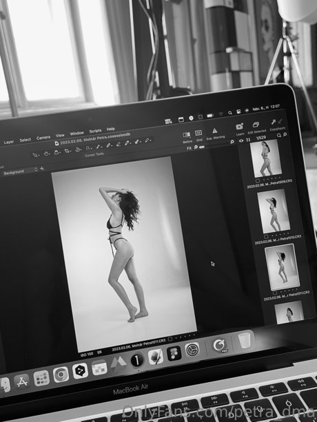 Petra dma ポルノモデル 写真