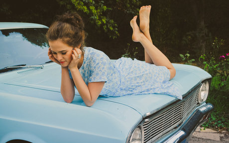 Zoey Deutch ヌードモデル 写真