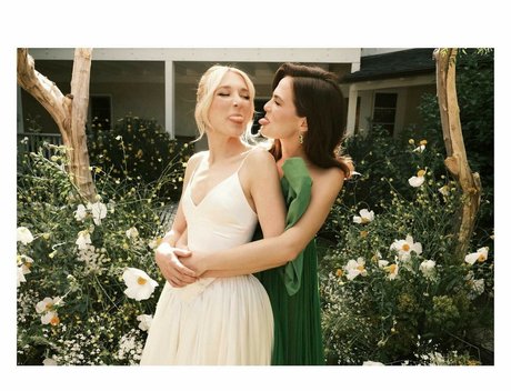 Zoey Deutch ホットスター 写真